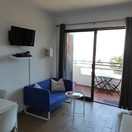 Fabulous Sea View Near Old Town Apartman